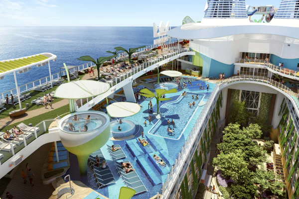Бассейн Royal Bay
